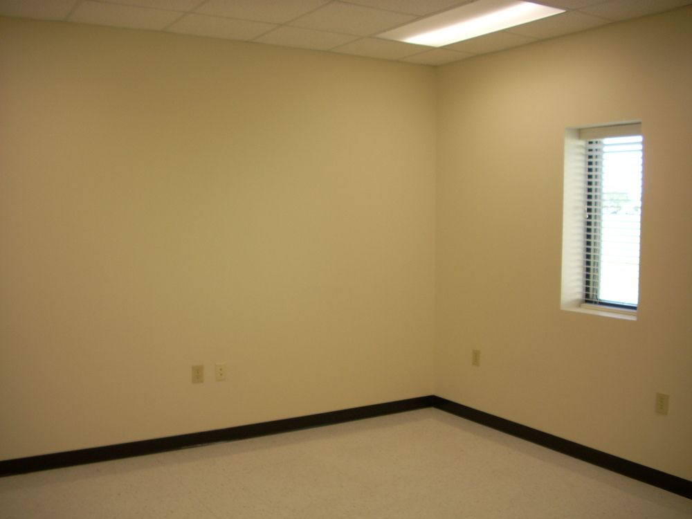 Venture Business Center: 182 Venture Dr, Seaford, DE 19973